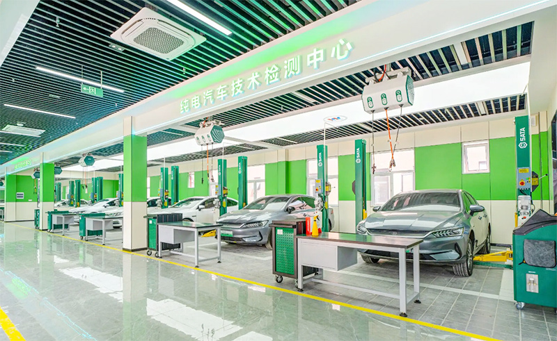 初中畢業學什么專業好？可以考取什么證書，畢業后可以做些什么工作？