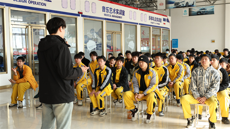 從汽修小白到店長，他的逆襲之路值得一聽！——西安萬通優秀學子田永成回校分享會圓滿舉行