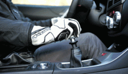 汽車是如何實現掛檔的呢？