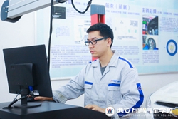 【新創(chuàng)客】姜軼:國企工作三年 毅然選擇汽修行業(yè)