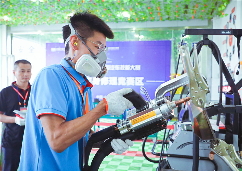 萬通杯汽車維修技能大賽12