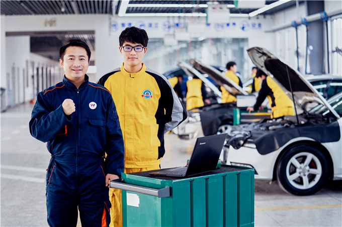 戰疫情——萬通汽車教育聯合央視頻，開啟線上云課堂