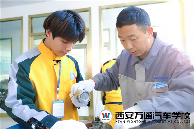 停車后，風(fēng)扇持續(xù)運(yùn)轉(zhuǎn)是正常的嗎？