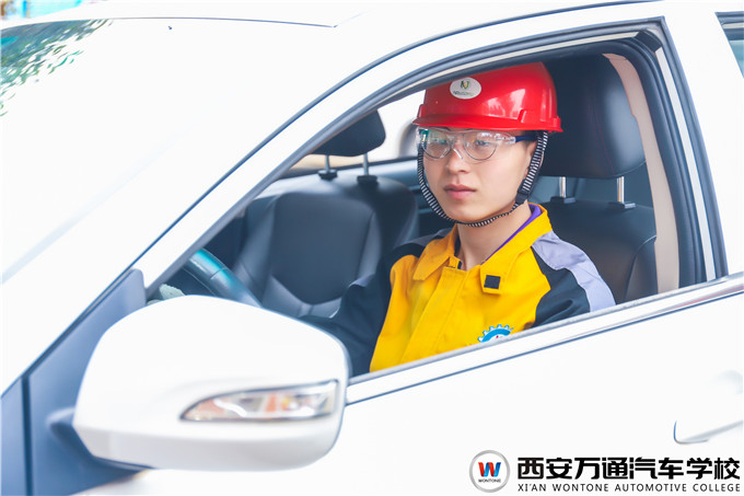 雪天出行應注意！萬姐提醒安全第一！