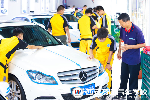 西安萬(wàn)通汽車學(xué)校三膜培訓(xùn)班火熱招生中！