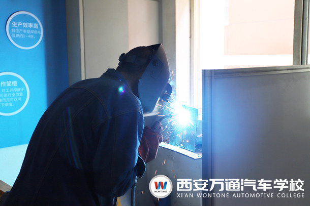 極度緊缺人才：焊工高居榜首，現在學還來得及！