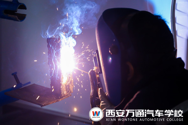 新手30天精通焊接技術|西安萬通秋季焊接班火熱報名中！