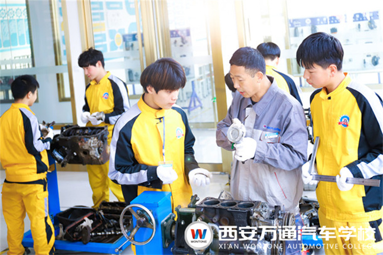 2021打工返鄉(xiāng)學(xué)技術(shù)，西安萬通邀請(qǐng)您來校考察選專業(yè)！