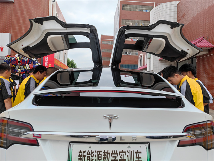 重磅！西安萬(wàn)通汽車(chē)文化節(jié)開(kāi)幕式將于7月5日舉行