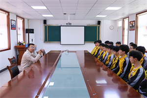 校企合作 學子更多發(fā)展 ——陜西博宏汽車來我校開展專場招聘會