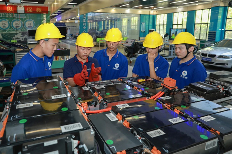 新風口下的職業教育，如何“破局”